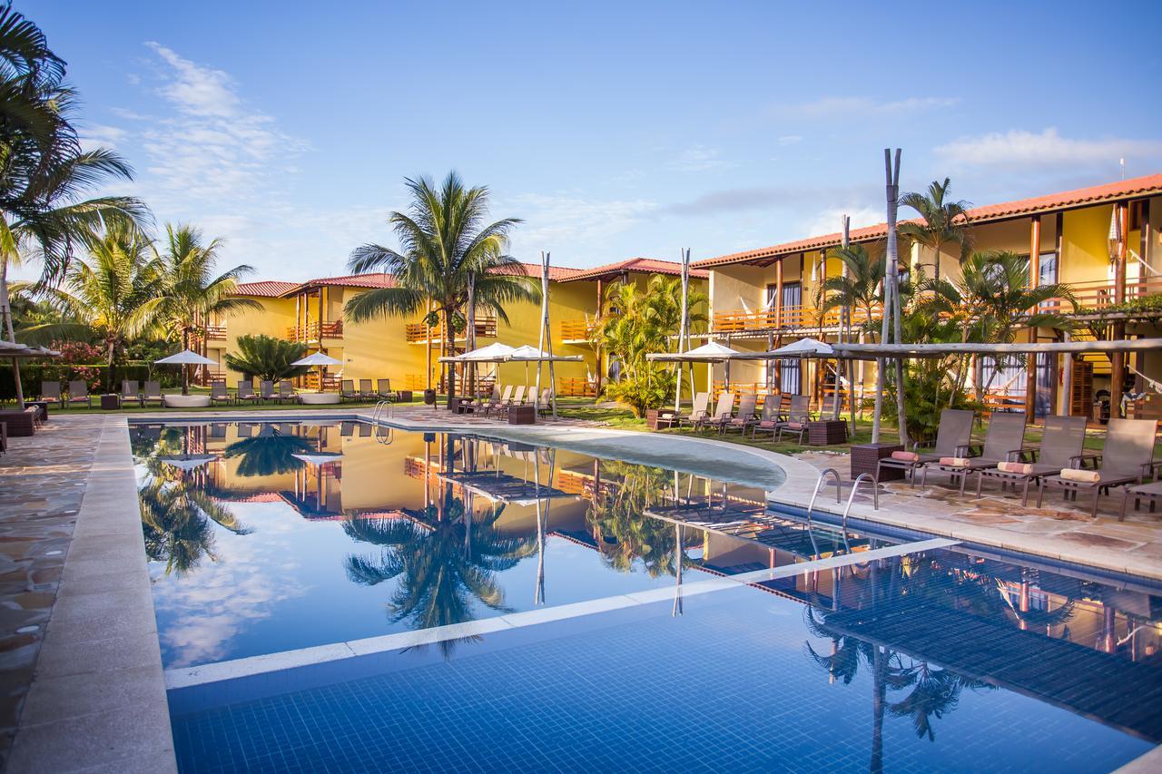 La Torre Resort All Inclusive Porto Seguro Exterior foto The swimming pool at the resort